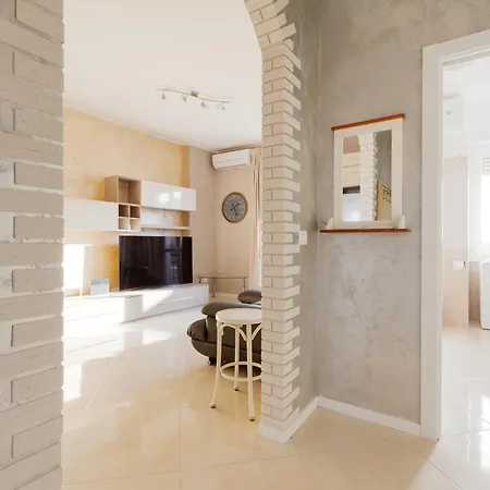 Niguarda Bright W/ Balcony Apartament *